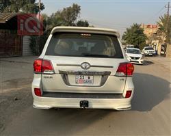 تويوتا لاندكروزر